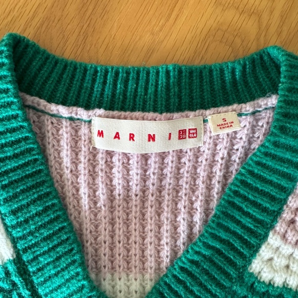 UNIQLO x MARNI knit V-neck vest Women green & pink, SMALL - Picture 3 of 4